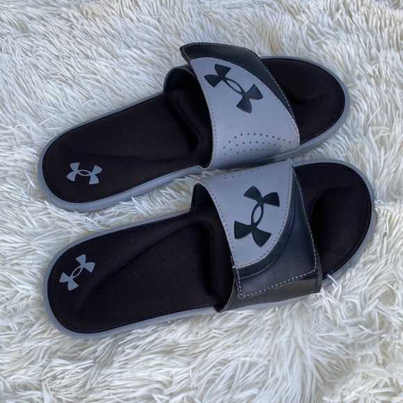 Under Armour slider sandals, Men's size 10, grey - Picture 3 of 5